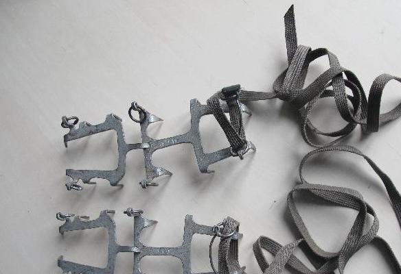 Crampones utilizados en el Mont Blanc y al Cervino - Pili Ganuza 70-60